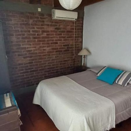 Casa Confortable - Parque Central - Estacionamiento, Patio, 3 Banos, 5 Habitaciones - La Cieneguita Esterno foto