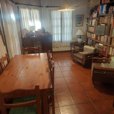 Casa Confortable - Parque Central - Estacionamiento, Patio, 3 Banos, 5 Habitaciones - La Cieneguita Esterno foto