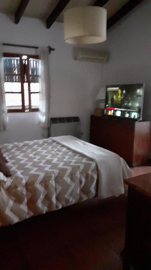 Casa Confortable - Parque Central - Estacionamiento, Patio, 3 Banos, 5 Habitaciones - La Cieneguita Esterno foto